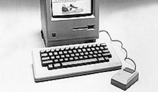  AP/Apple, Der erste Macintosh mit Maus und Tastatur (1984).